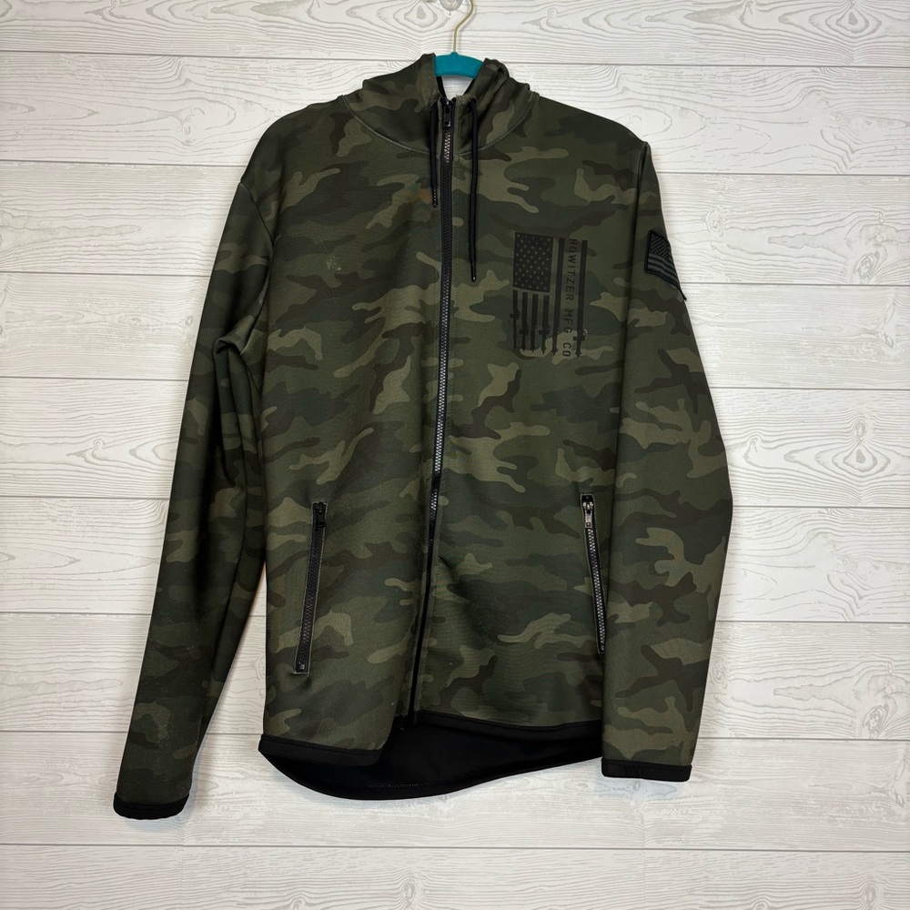 HOWITZER SIEGE THE FREEDOM MFG CO AFFLICTION CAMOUFLAGE CAMO HOOD JACKET MEDIUM